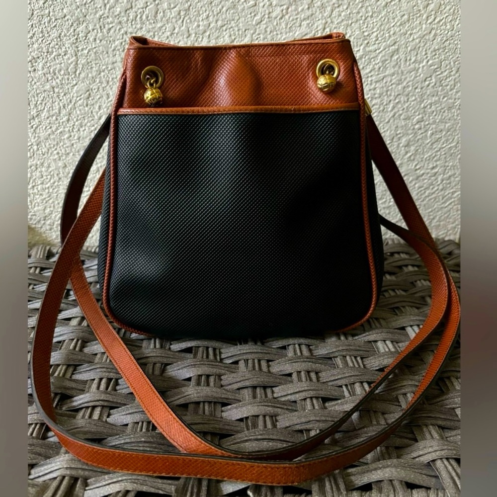 VINTAGE BOTTEGA VENETA Marco Polo Shoulder Bag